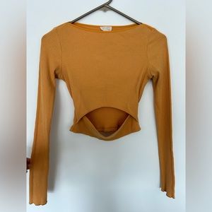 ZARA Mustard Yellow Long Sleeve Cropped Sweater With Middle Cutout Size M